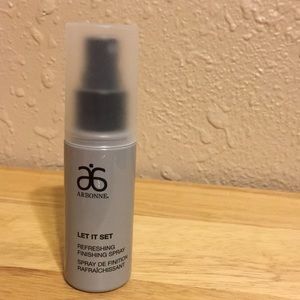 Arbonne Refreshing Setting Finishing Spray